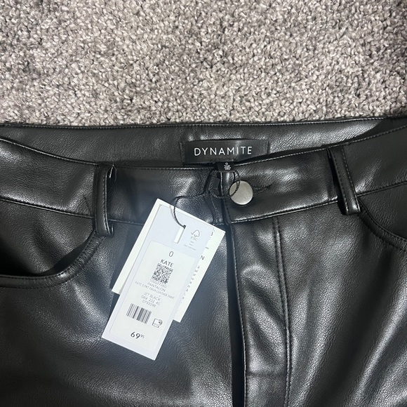 DYNAMITE - Faux leather pants - style “KATE”- BNWT - Picture 6 of 10